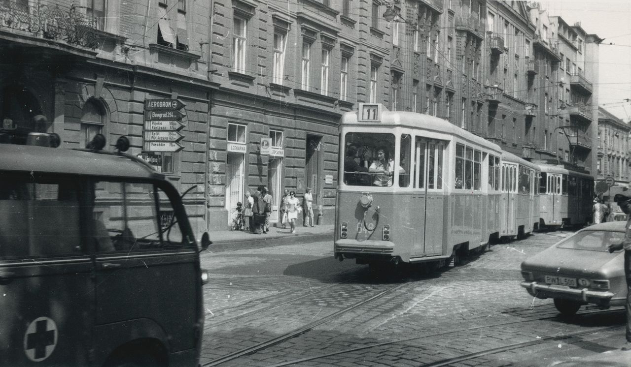 Ilica 1974. godine, križanje s ulicom Braće Oreški (današnja ulica Republike Austrije)